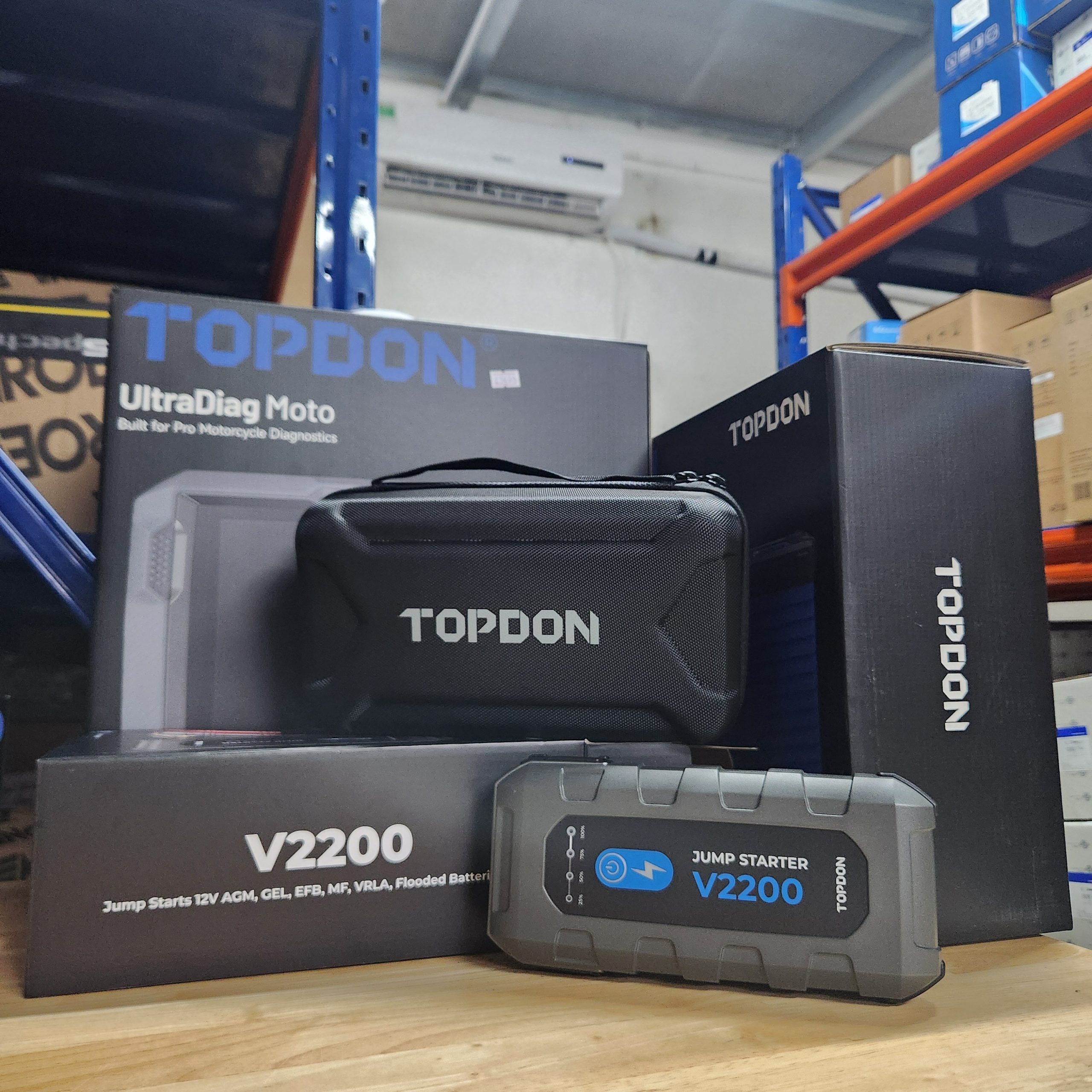 TOPDON V2200 – Kích Bình 2200A Sạc Nhanh PD60W 3 TOPDON V2200 – Kích Bình 2200A Sạc Nhanh PD60W - Ảnh 3