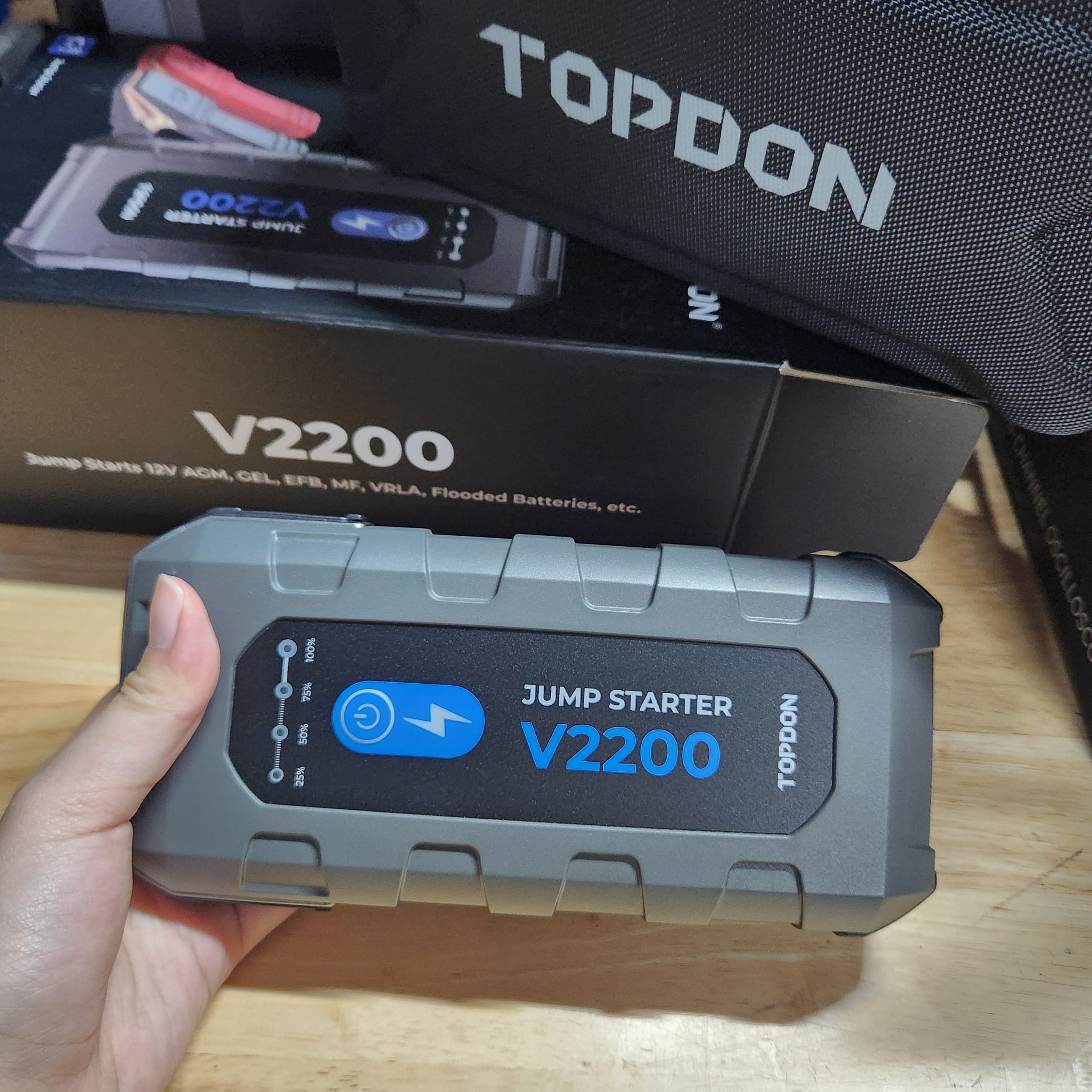 TOPDON V2200 – Kích Bình 2200A Sạc Nhanh PD60W 7 TOPDON V2200 – Kích Bình 2200A Sạc Nhanh PD60W - Ảnh 7