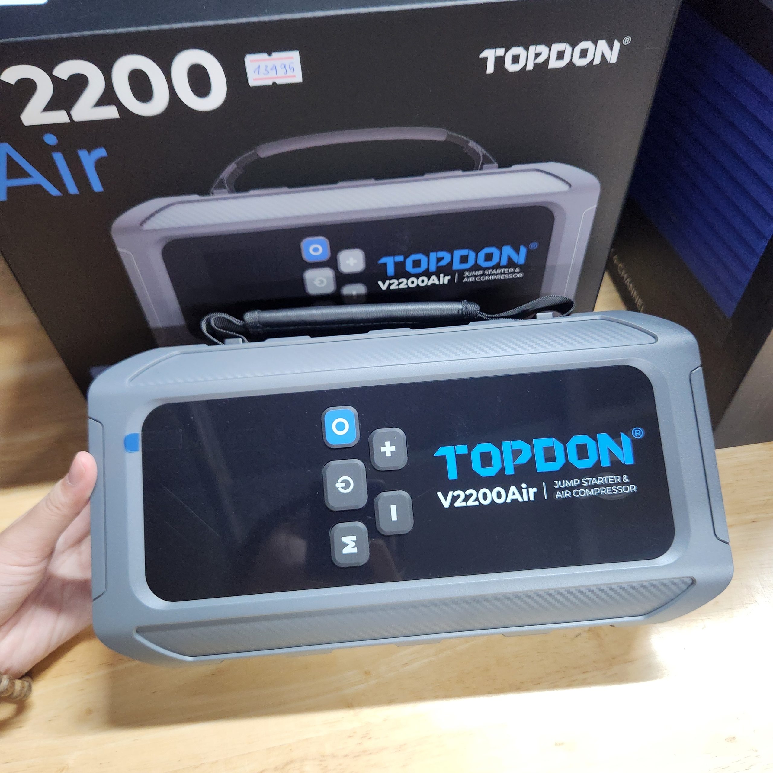 TOPDON V2200Air – Kích bình 2200A tích hợp bơm lốp 150 PSI 5 TOPDON V2200Air – Kích bình 2200A tích hợp bơm lốp 150 PSI - Ảnh 5