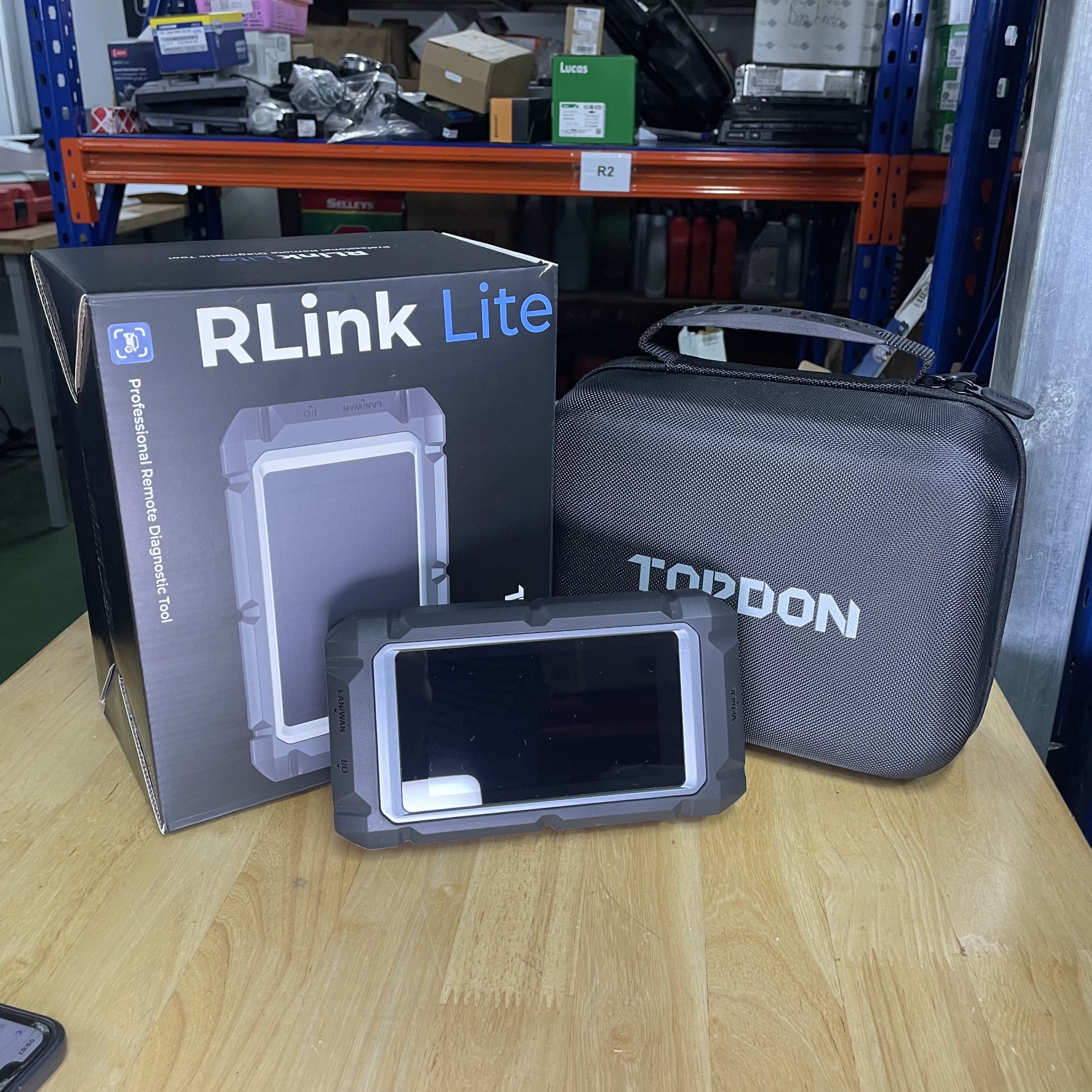 TOPDON RLink Lite – Thiết bị Pass-through cho chẩn đoán và lập trình OEM 4 TOPDON RLink Lite – OEM Dongle chẩn đoán và lập trình ECU