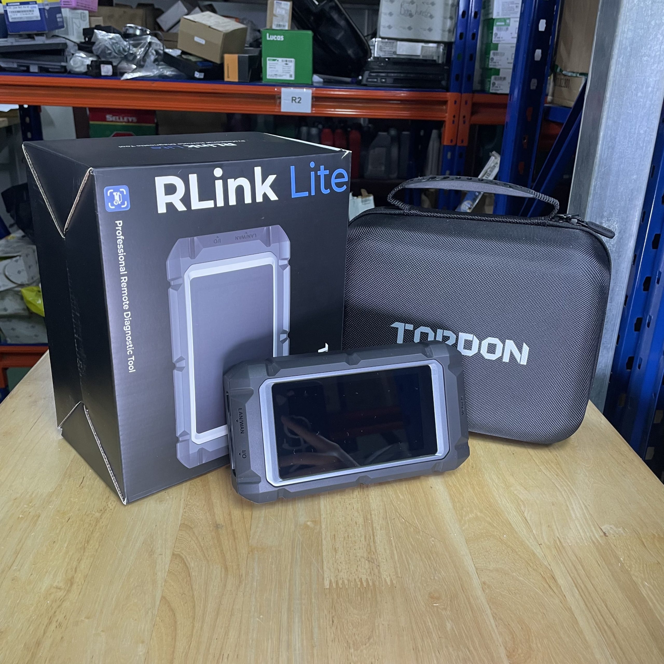 TOPDON RLink Lite – Thiết bị Pass-through cho chẩn đoán và lập trình OEM 3 TOPDON RLink Lite – Thiết bị Pass-through cho chẩn đoán và lập trình OEM - Ảnh 3